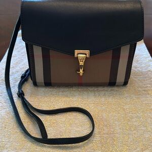 Burberry Purse